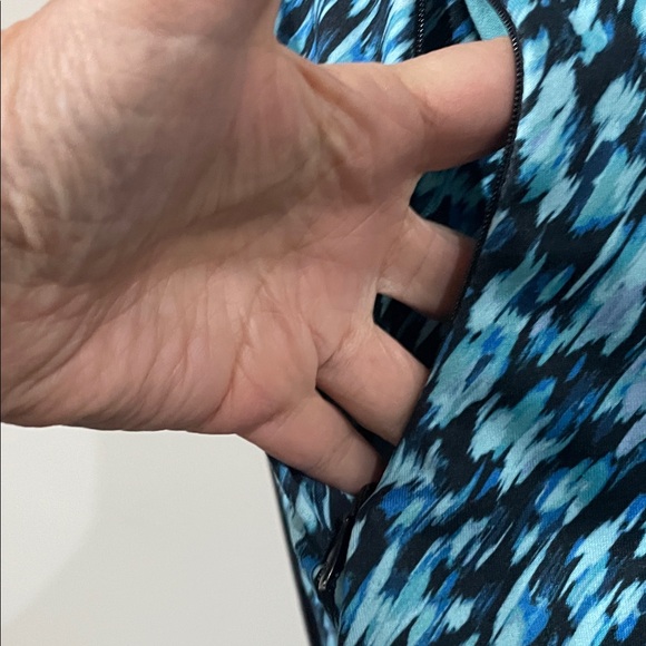 Talbots Teal and Black Long Sleeve Thermal Athletic Top - Picture 4 of 14